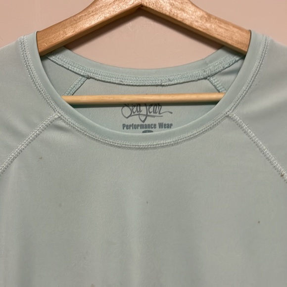4/$24🦩 SeaFear Shirt - Picture 2 of 9